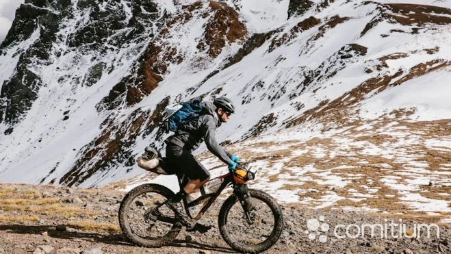 Bike packing, una manera de viajar en bici más ligero todavía. Bike packing, una manera de viajar en bici más ligero todavía.
